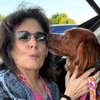 Pepper meeting new mom for the 1st time w/a kiss